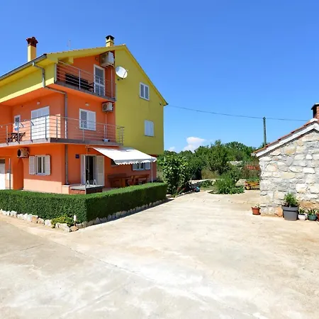Blaza Apartment *