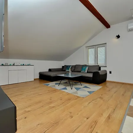 Blaza Apartman Bozava