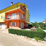 Blaza Apartment *
