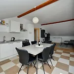 Blaza Apartment *