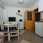 Blaza Apartment *
