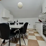 Apartment Blaza